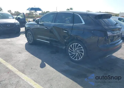 2019 Lincoln Nautilus Reserve z USA, uszkodzony, nr VIN 2LMPJ6L95KBL32302